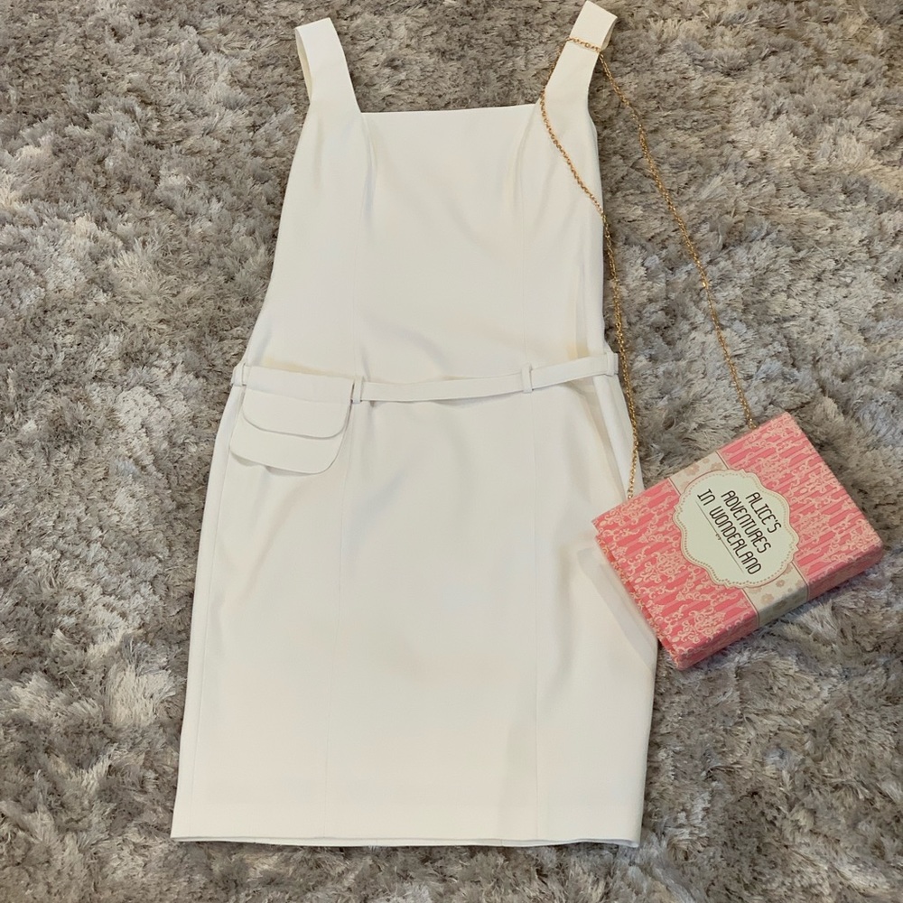 White Sheath Dress♥️